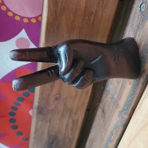 Vtg carved wood ✌️ sign